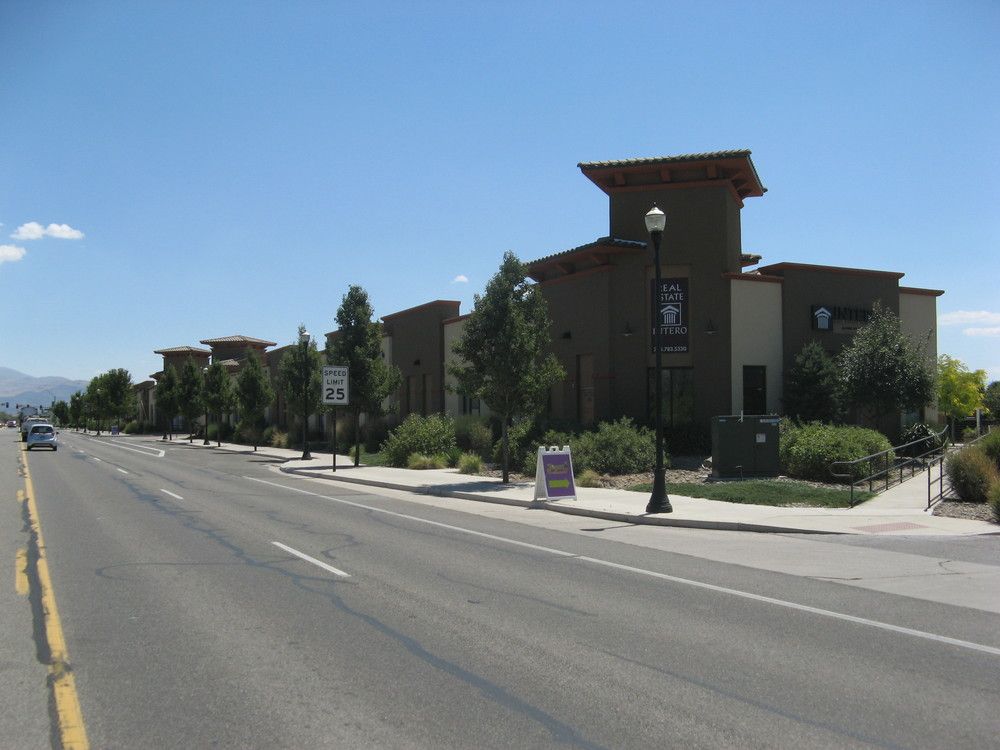 Waterloo Center: 1352 - 1362 N Hwy 395, Gardnerville, NV 89410